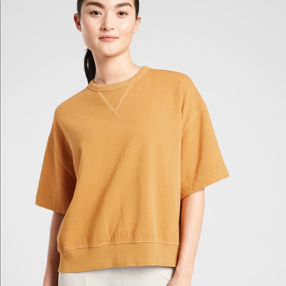 Athleta sundown sweatshirt tee gold M